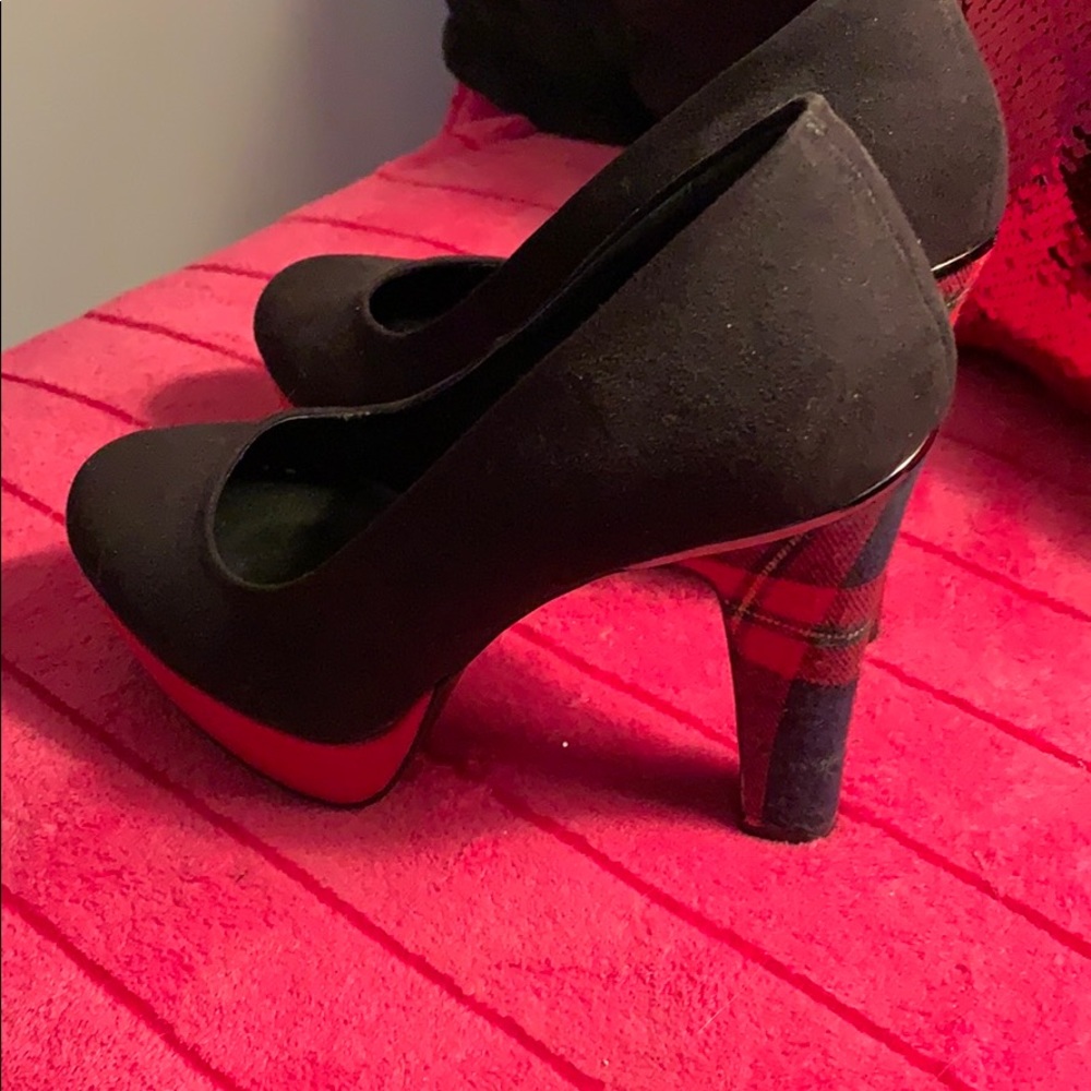 Black and tartan heels